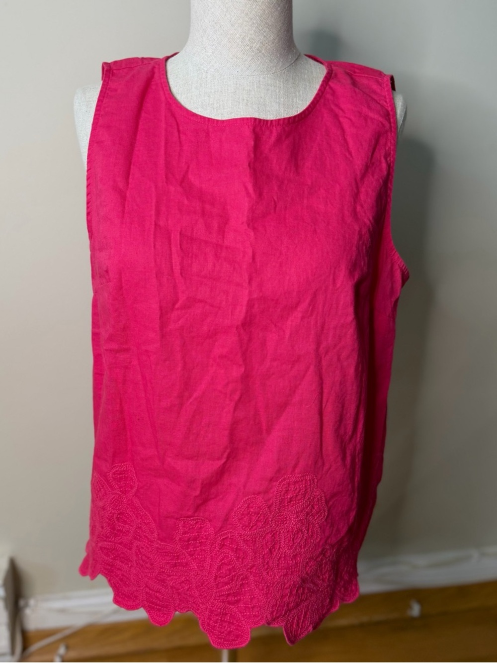 J.Crew Linen Blend Sleeveless Eyelet Embroidered Scalloped Hem Top Fuschia M EUC